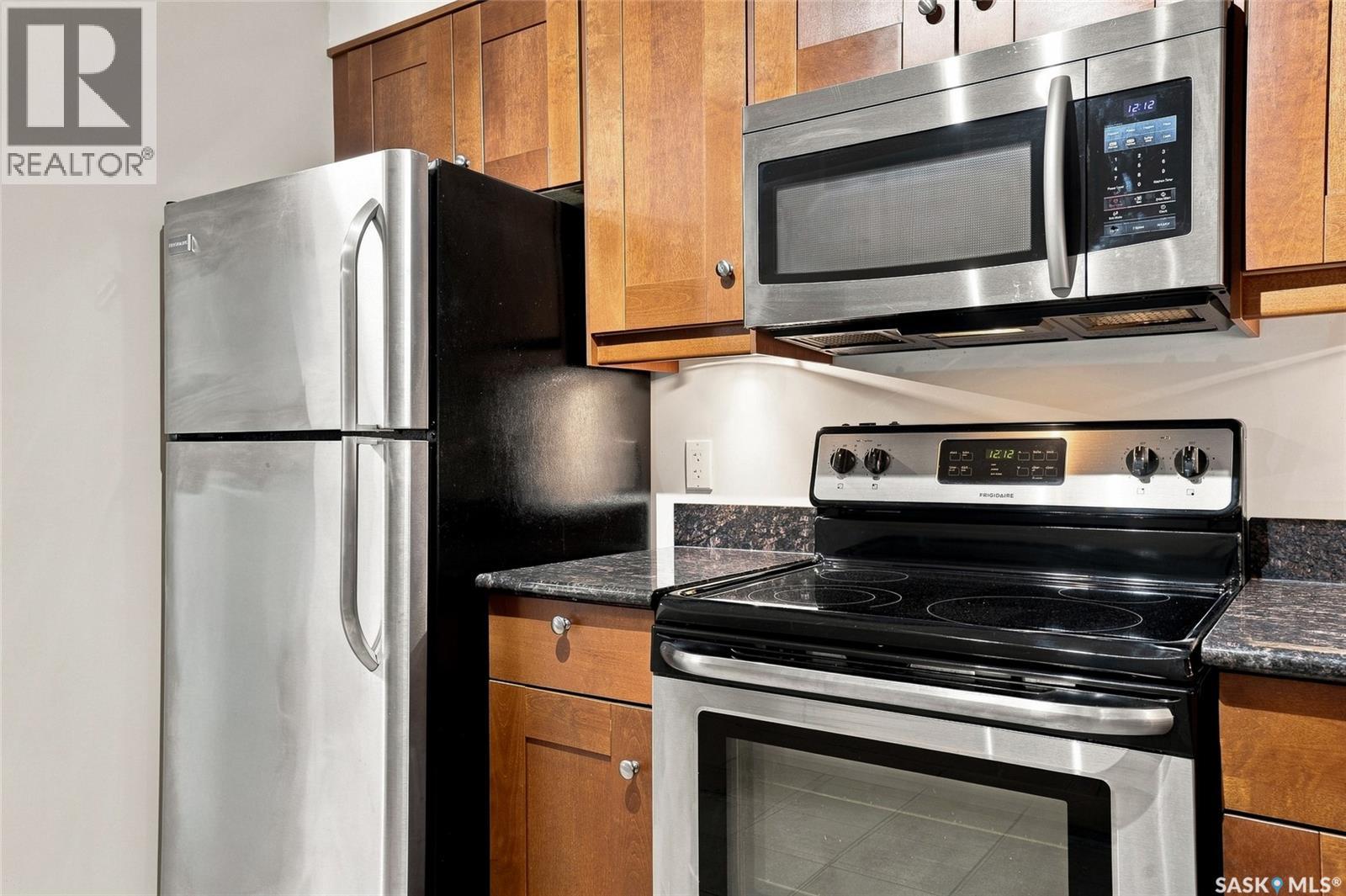 #504 537 4th AVENUE N - 13
