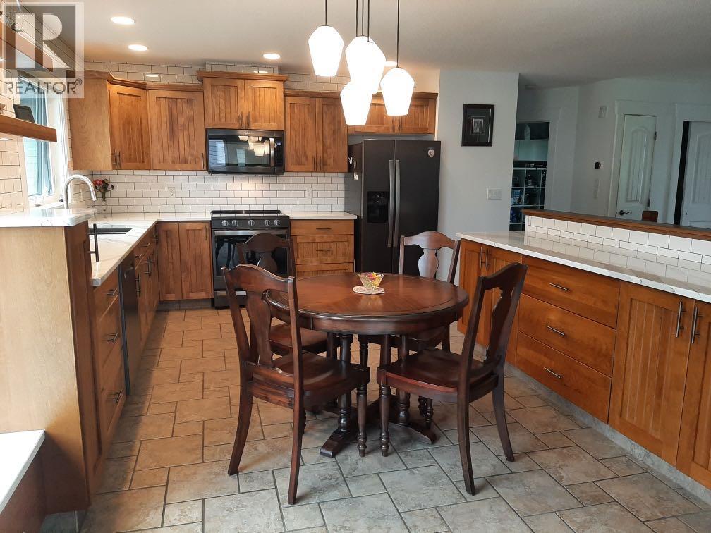 5331 55 Avenue - Photo 7