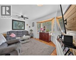 8008 36 Avenue NW - photo 12