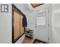 8008 36 Avenue NW - photo 11