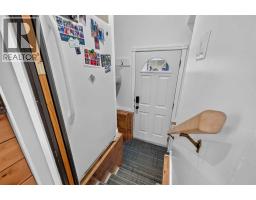 8008 36 Avenue NW - photo 24