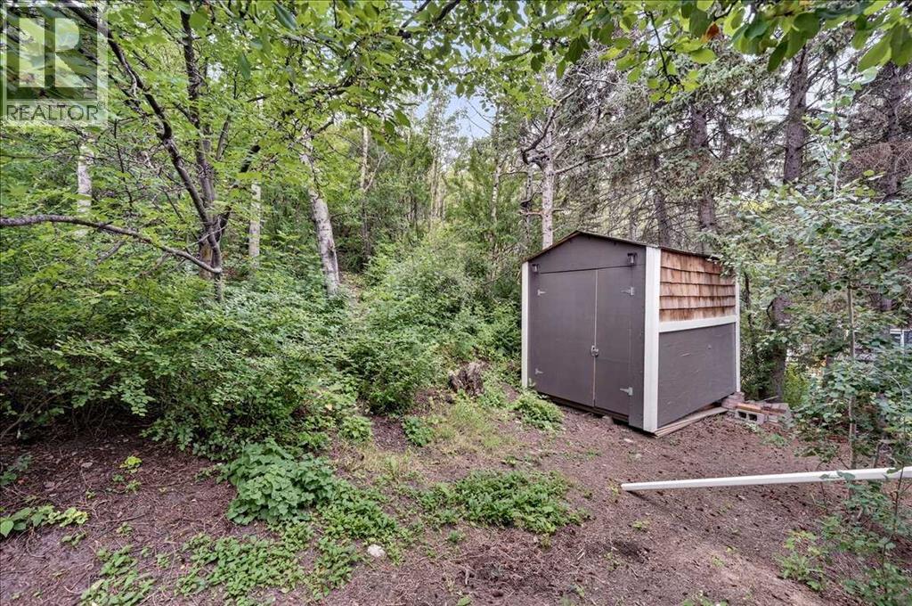 9011 33 Avenue NW - Image 35