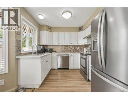 Partial bathroom - 4407 20th Street Unit# 4, Vernon, BC V1T9T9 Photo 7