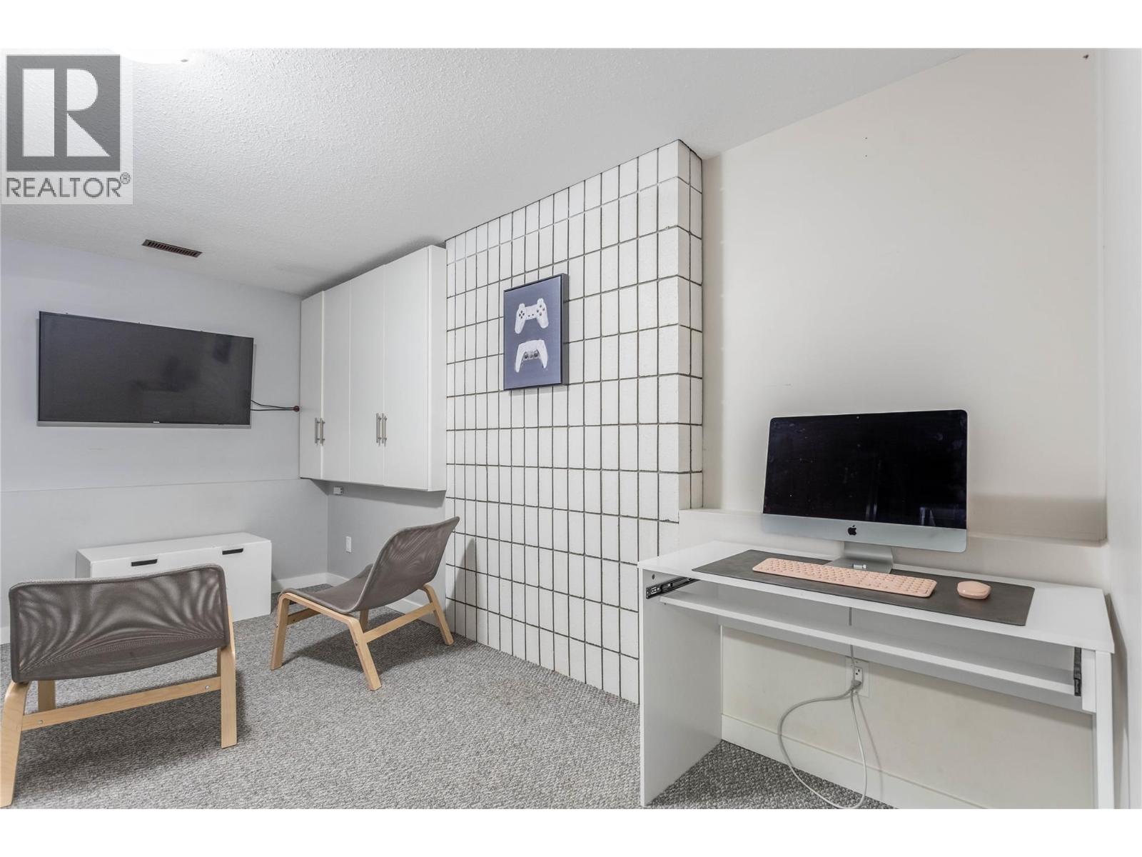 741 Turner Road - 24