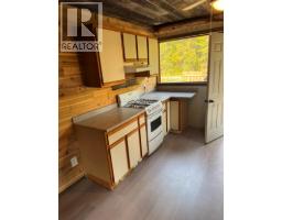 9052 6 Highway, Edgewood, BC V0G1J0 Photo 13