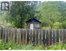 9052 6 Highway, Edgewood, BC V0G1J0 Photo 9