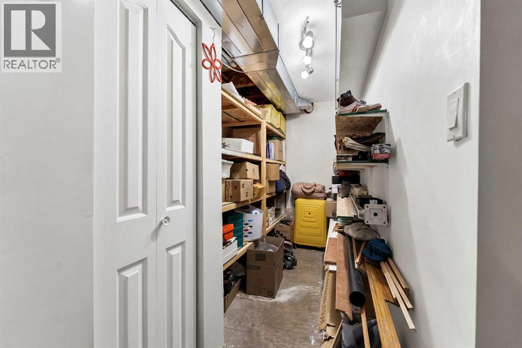 305 5 Avenue SW - 32