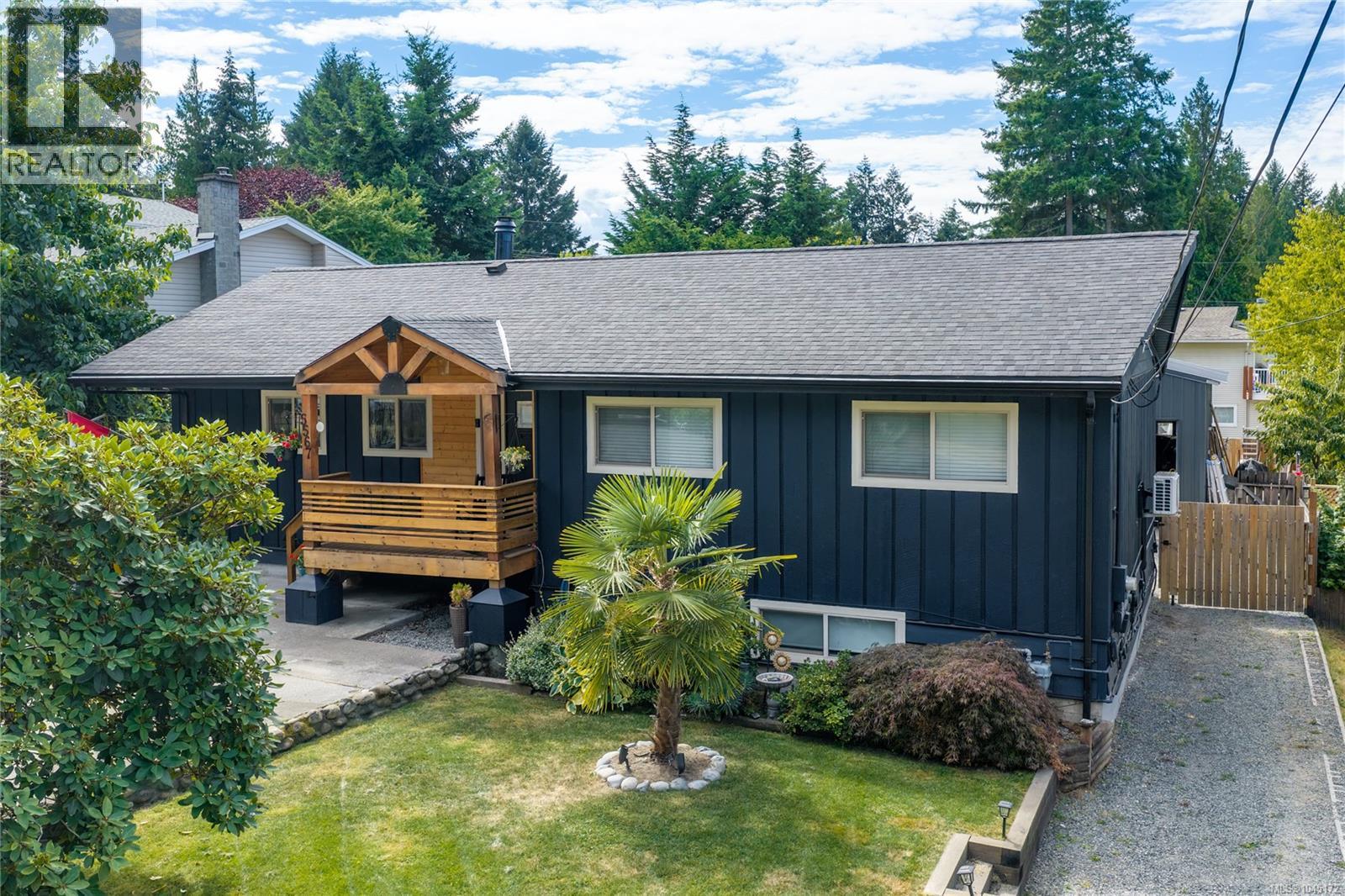 5567 Ventura Dr, Nanaimo — photo 2