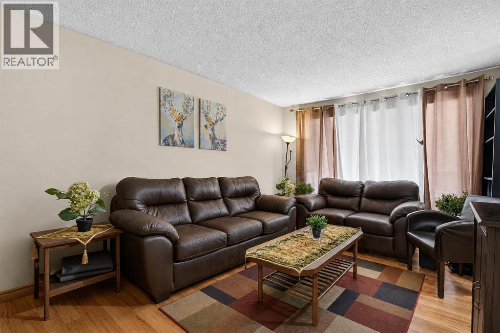 50 Falshire Terrace NE - 3