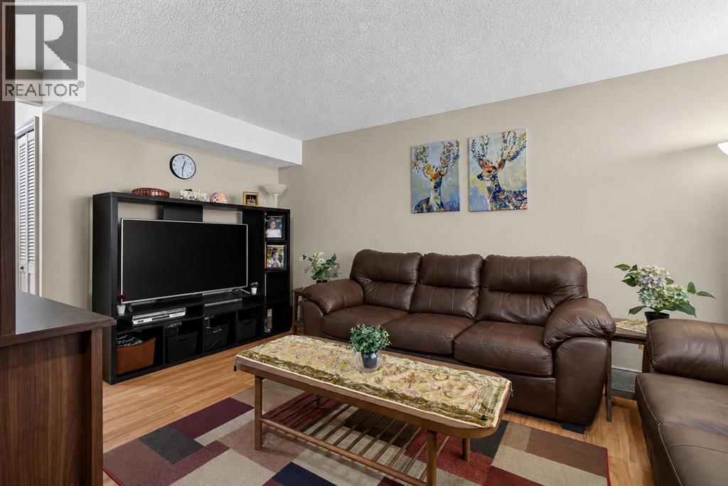 50 Falshire Terrace NE - 5