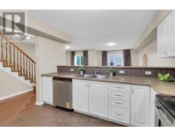 137 Corinth Private, Ottawa, ON K2E0A8 Photo 15