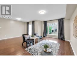 137 Corinth Private, Ottawa, ON K2E0A8 Photo 9