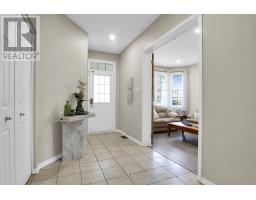Bathroom - 12 Mattawa Crescent, Ottawa, ON K2M2J4 Photo 8