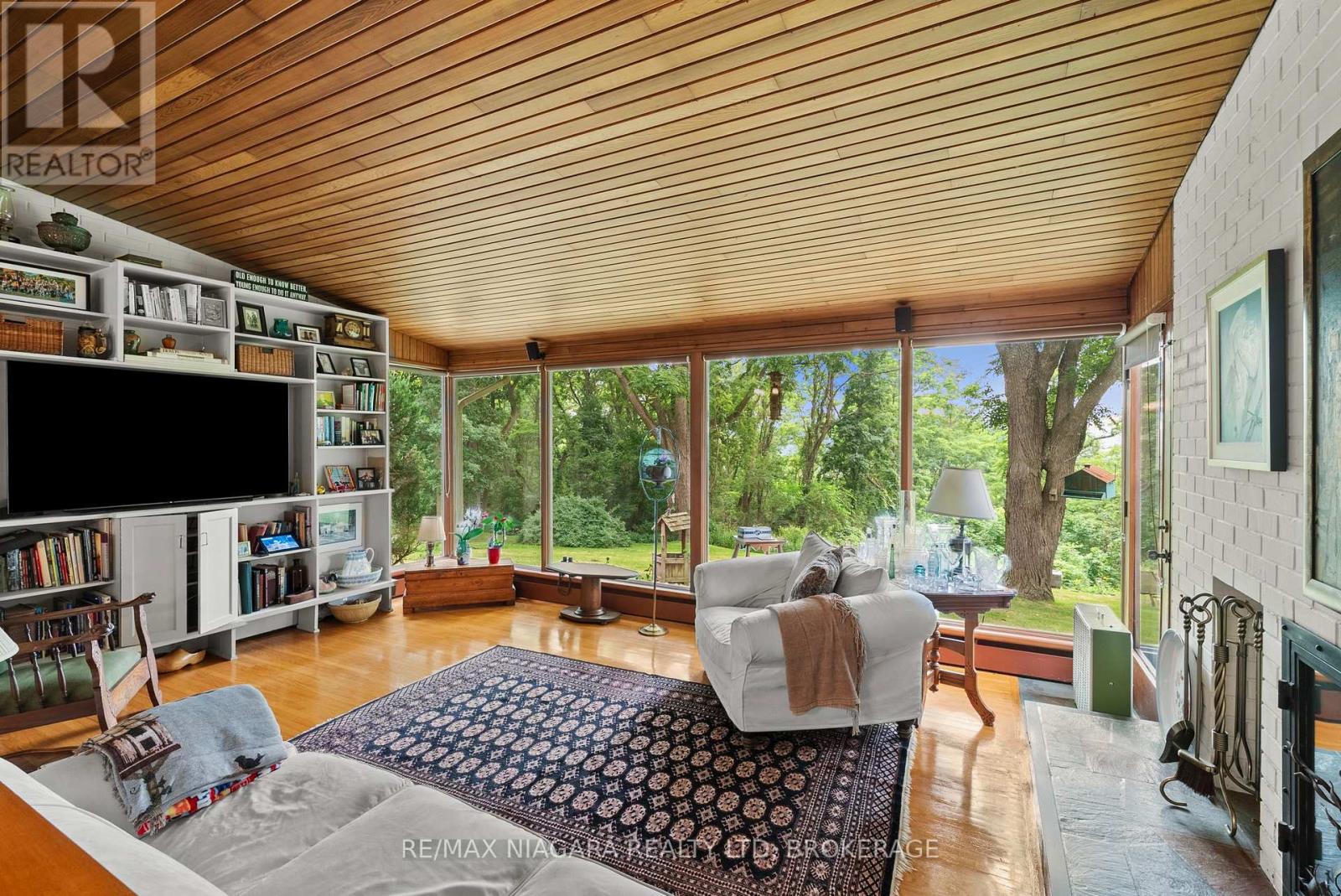 46 MELROSE DRIVE - Image 8