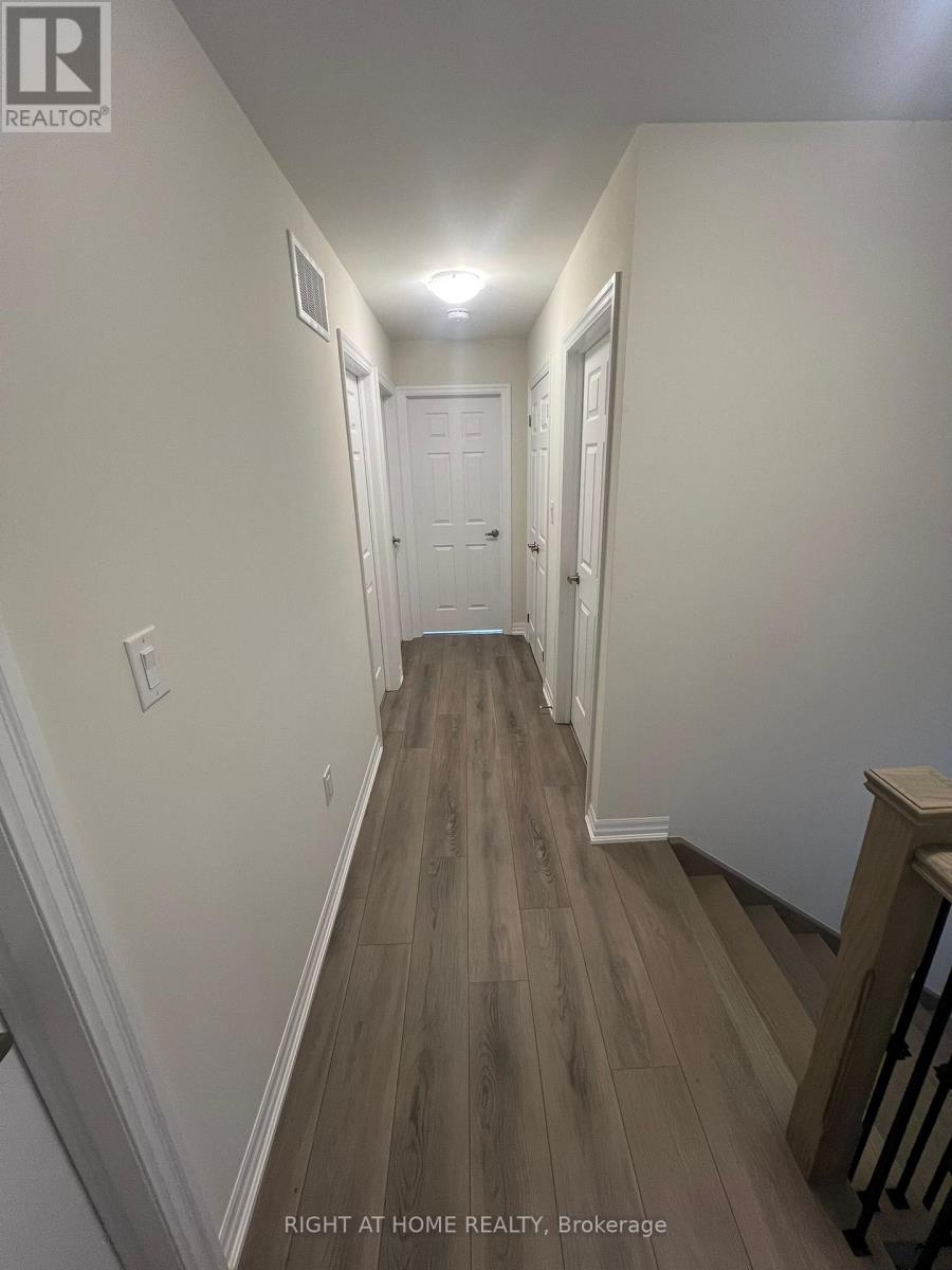 30 NORTHROP AVENUE, Clarington (Newcastle) — photo 3