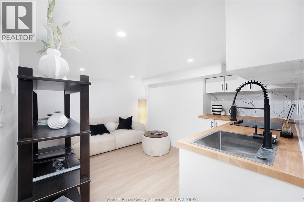 859 MOY AVENUE - 29