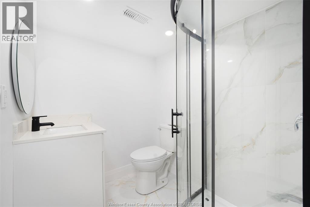 859 MOY AVENUE - 31