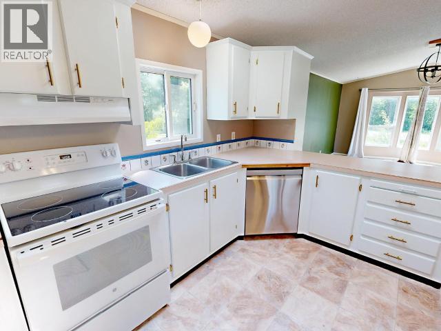 17-9298 WILLIAMS RD - 8