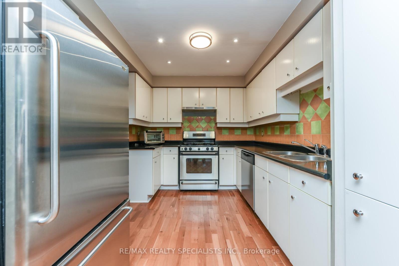 #122 3050 ORLEANS ROAD - 17
