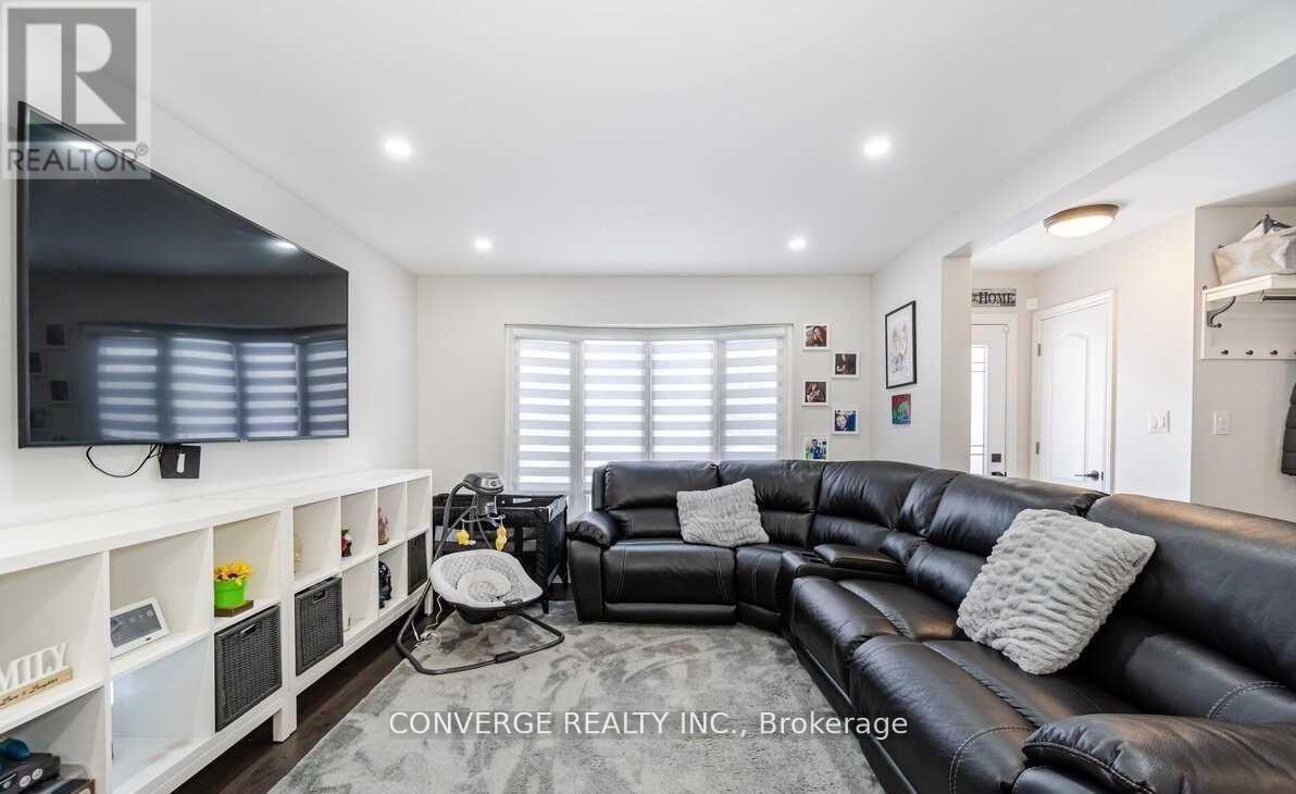 39 GREENWOOD CRESCENT, Brampton (Northgate) — photo 3