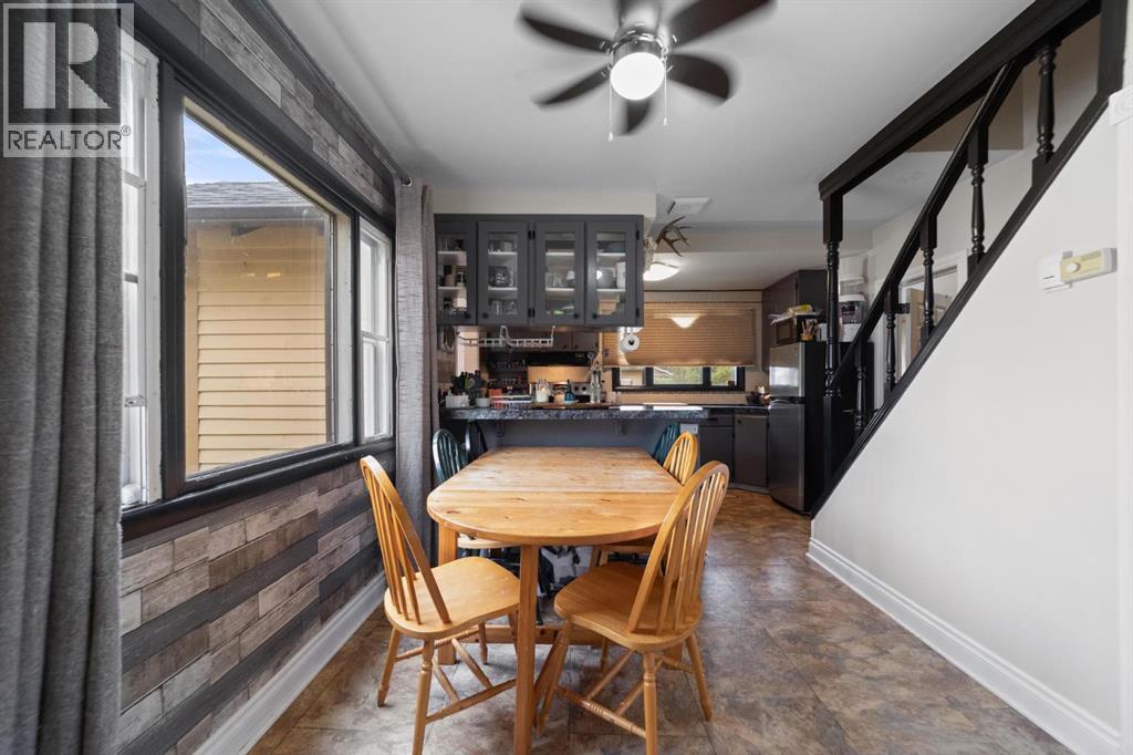 4833 54 Street - 8