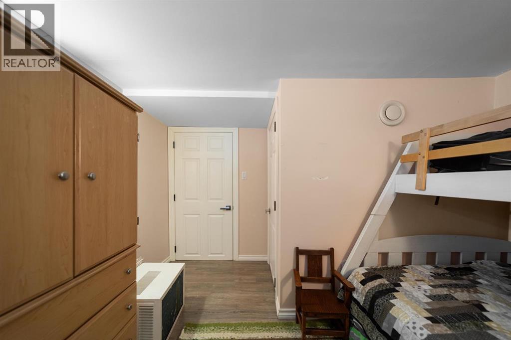 4833 54 Street - 21