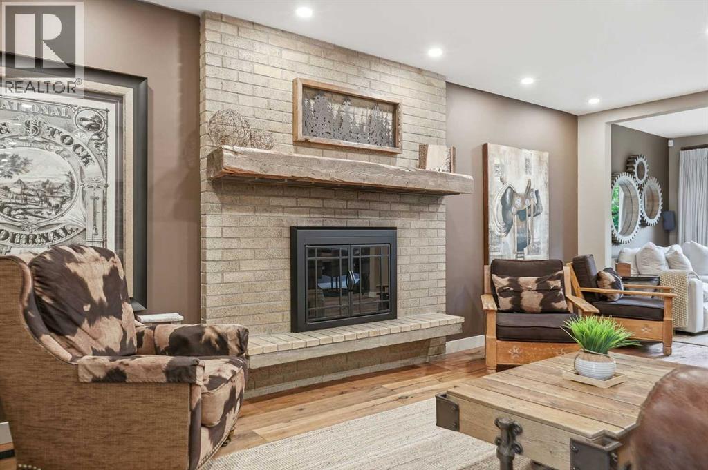 349 Capri Avenue NW - 5