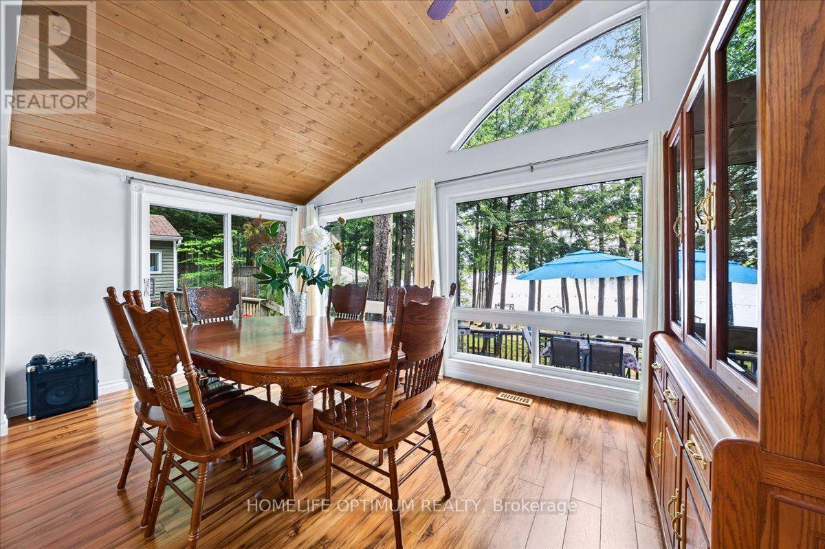 1195 LAKESHORE DRIVE N - Image 25
