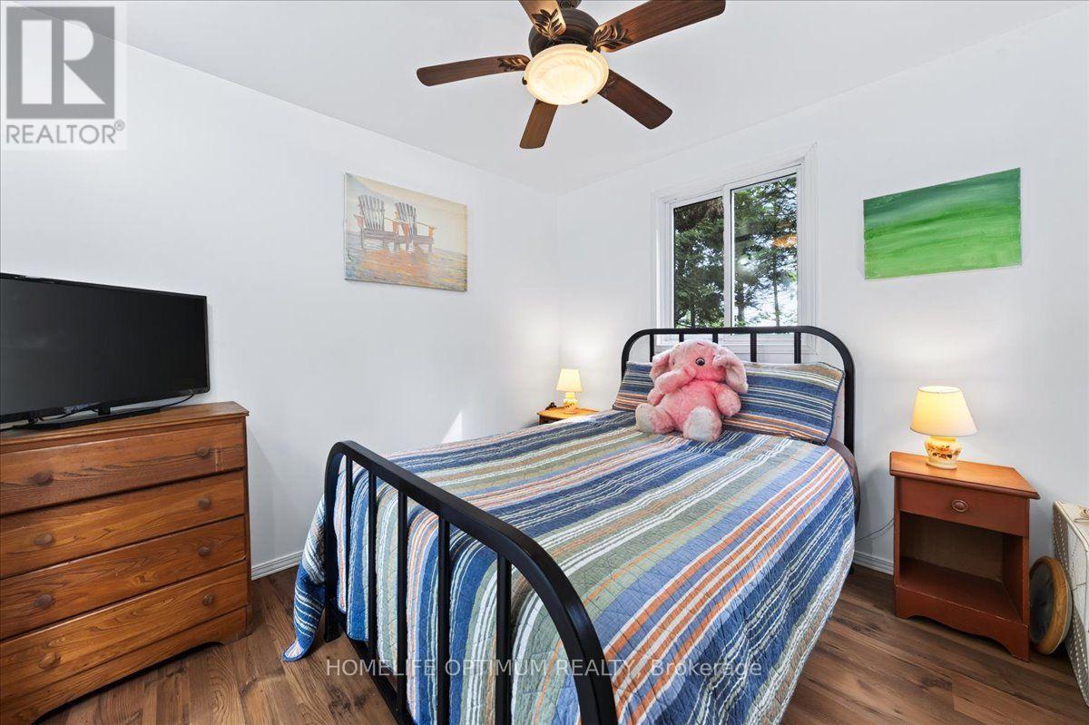 1195 LAKESHORE DRIVE N - Image 41