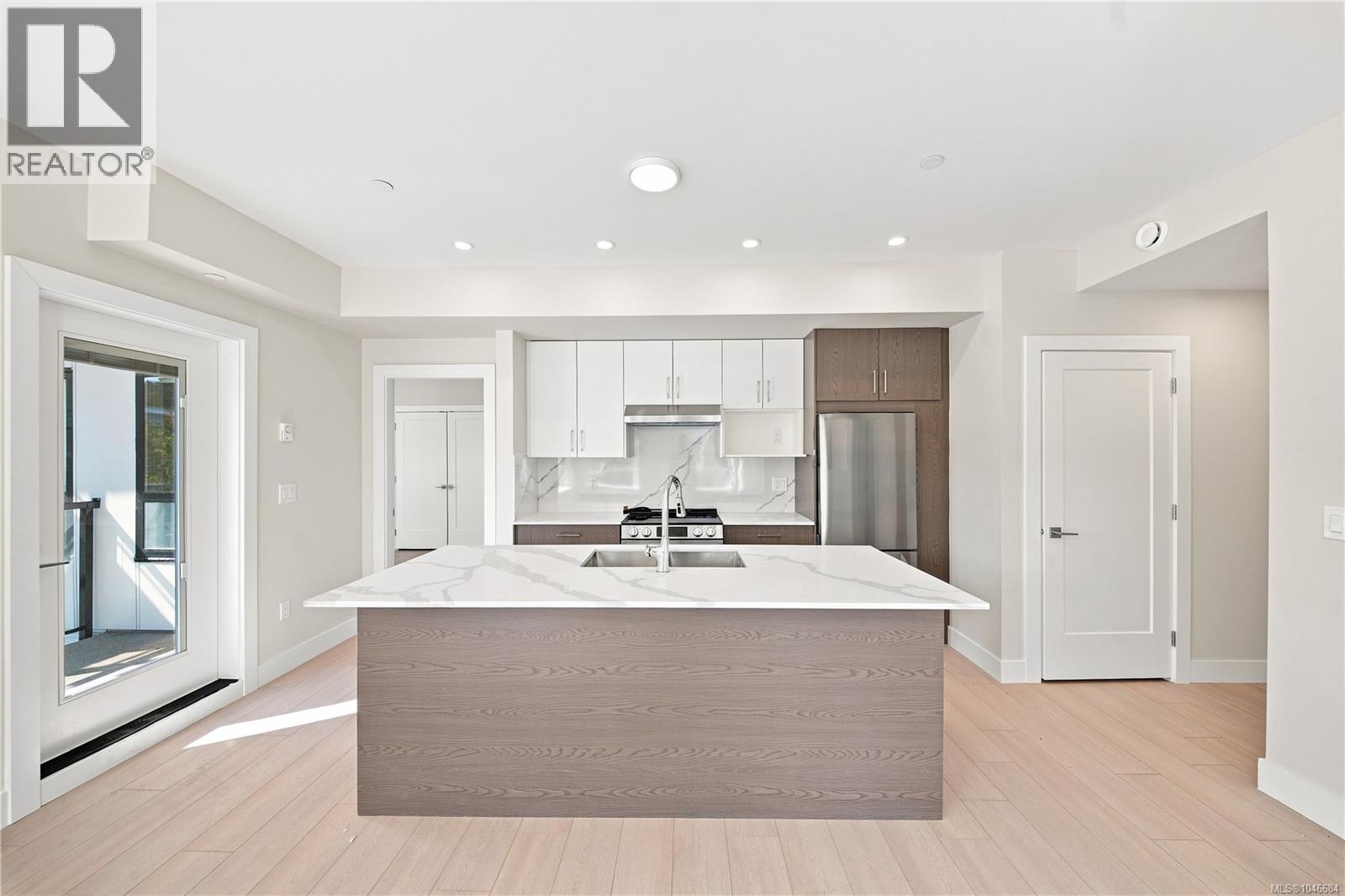 #210 171 Jensen Ave W - Image 16
