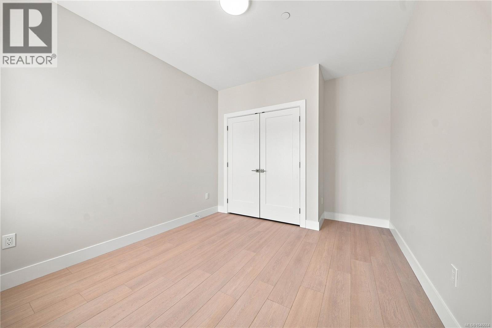 #210 171 Jensen Ave W - 21
