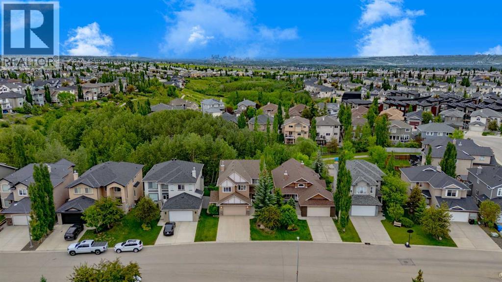 77 Royal Highland Road NW - 4