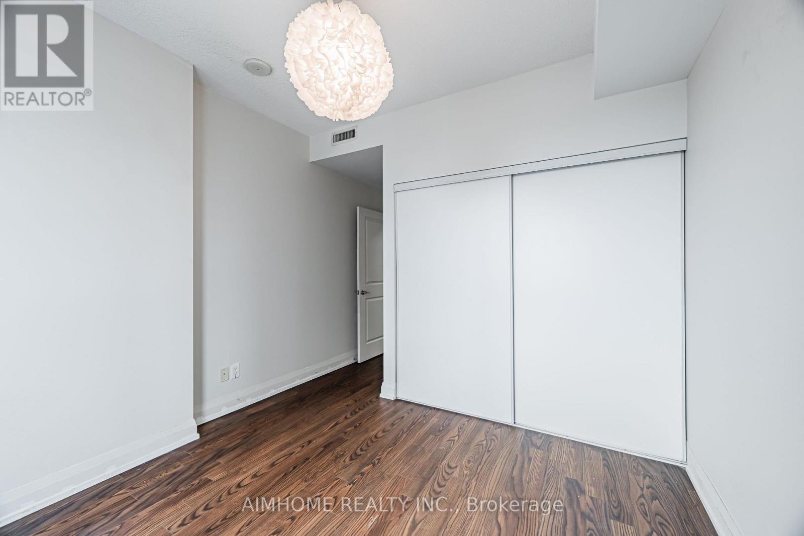 #1115 7171 YONGE STREET - 19