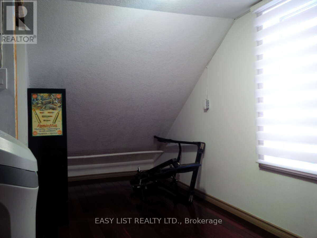 2414 PEARL STREET - Image 14