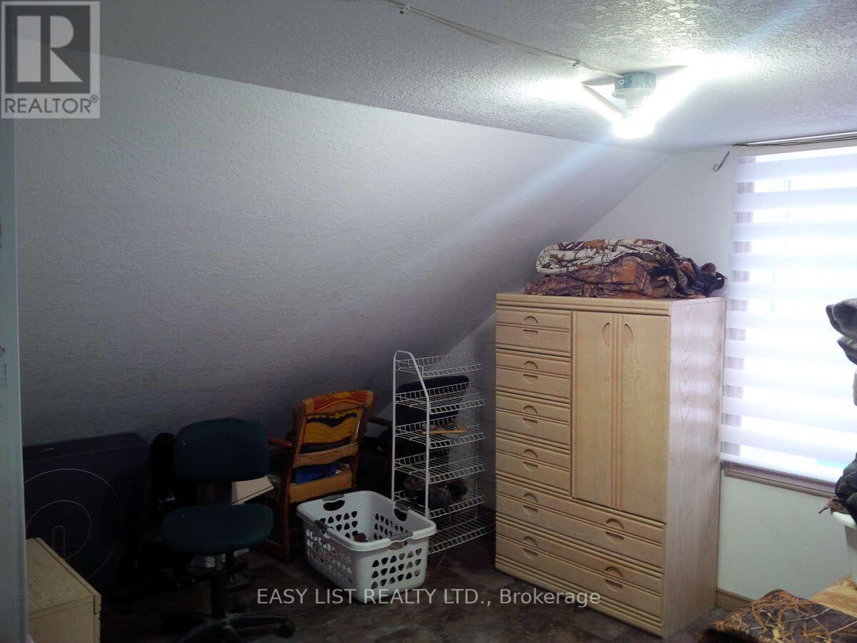 2414 PEARL STREET - Image 15