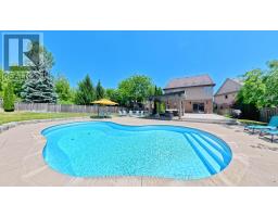 913 Valebrook Court, Kitchener, ON N2A0E5 Photo 37