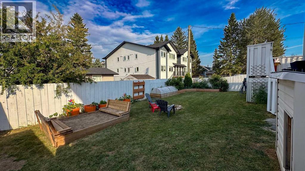 405 1 Avenue NW - 27