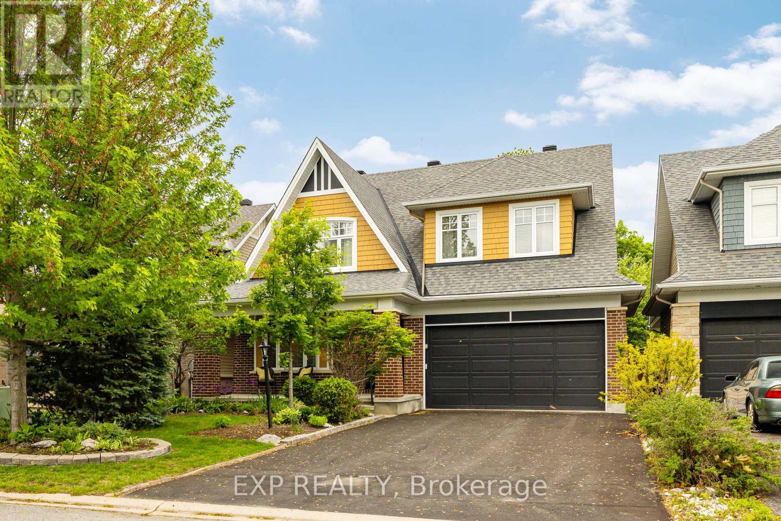 36 OAKBRIAR CRESCENT - 2