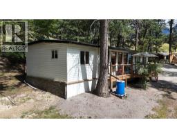 5564/5574 Highway 95 Highway, Edgewater, BC V0A1E0 Photo 39