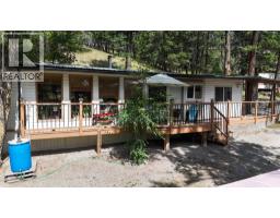 5564/5574 Highway 95 Highway, Edgewater, BC V0A1E0 Photo 40