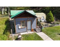 5564/5574 Highway 95 Highway, Edgewater, BC V0A1E0 Photo 35