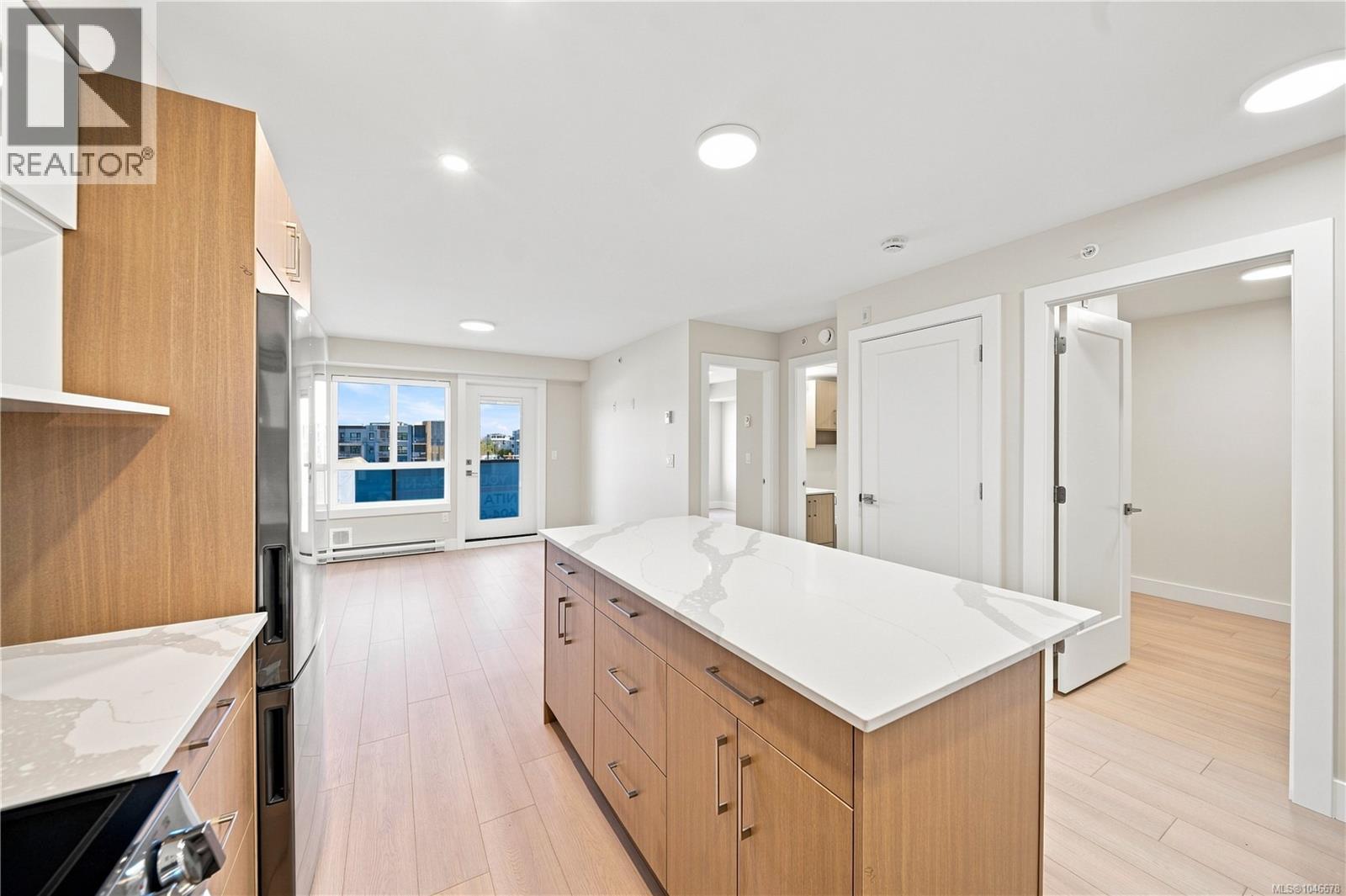 #309 171 Jensen Ave W - 2