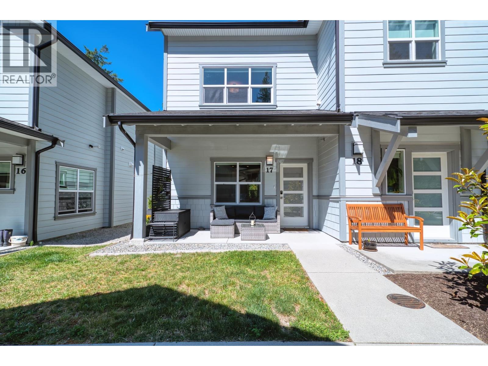 17 950 WOODSWORTH ROAD, Gibsons