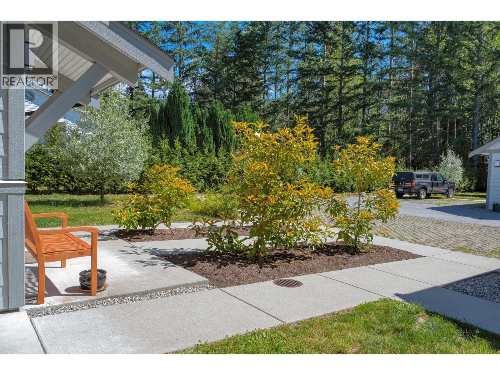 17 950 WOODSWORTH ROAD, Gibsons