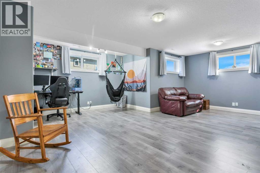 17 Coachill Street - Photo 38