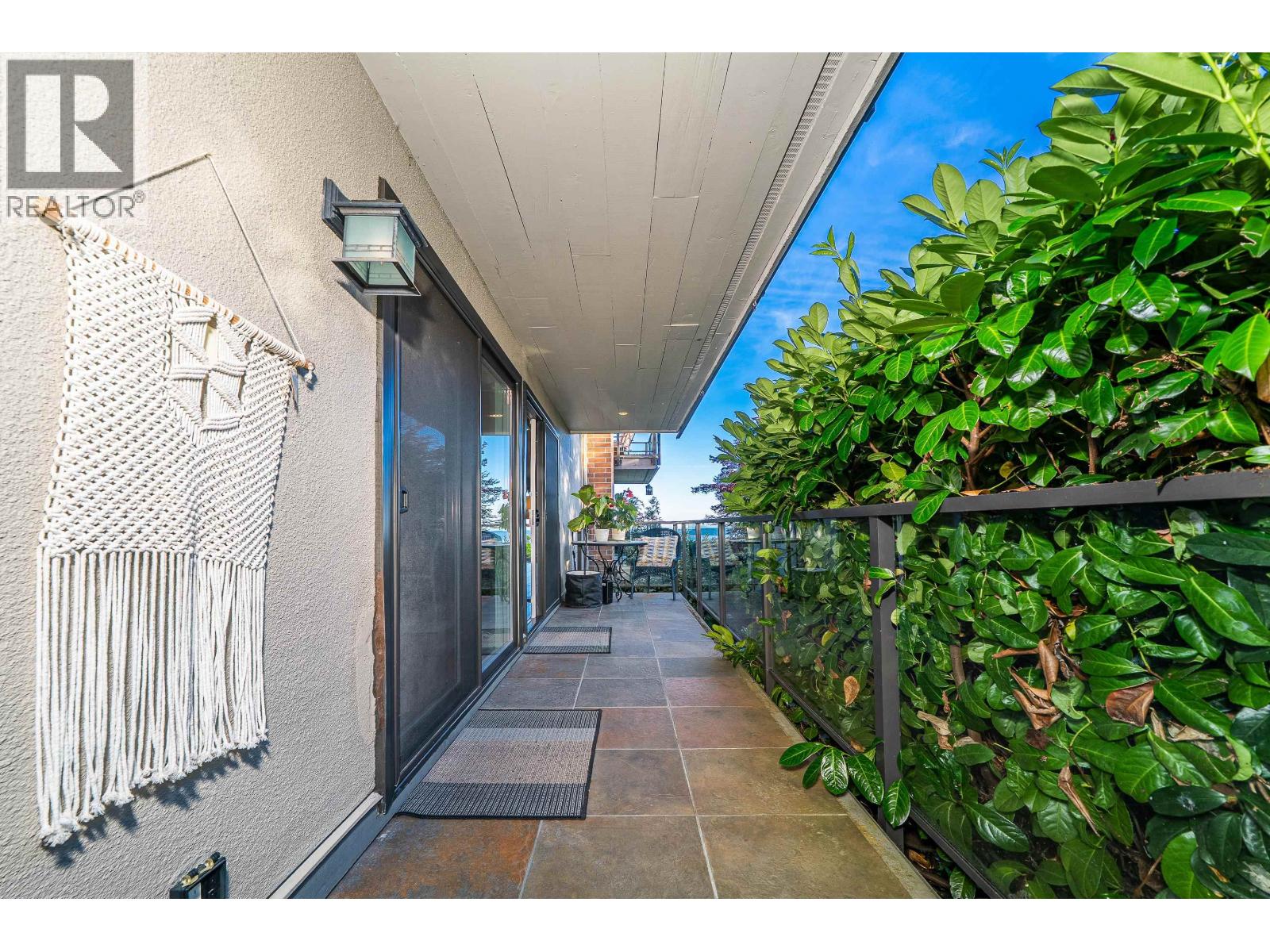 18 2214 FOLKSTONE WAY, West Vancouver