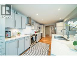 18 2214 Folkstone Way, West Vancouver, BC V7S2X7 Photo 11