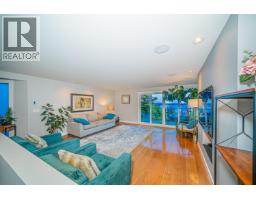 18 2214 Folkstone Way, West Vancouver, BC V7S2X7 Photo 6