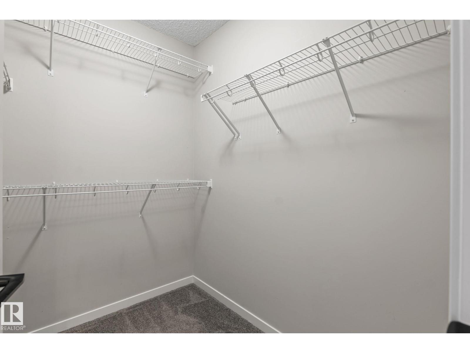 5210 23 ave SW - 26