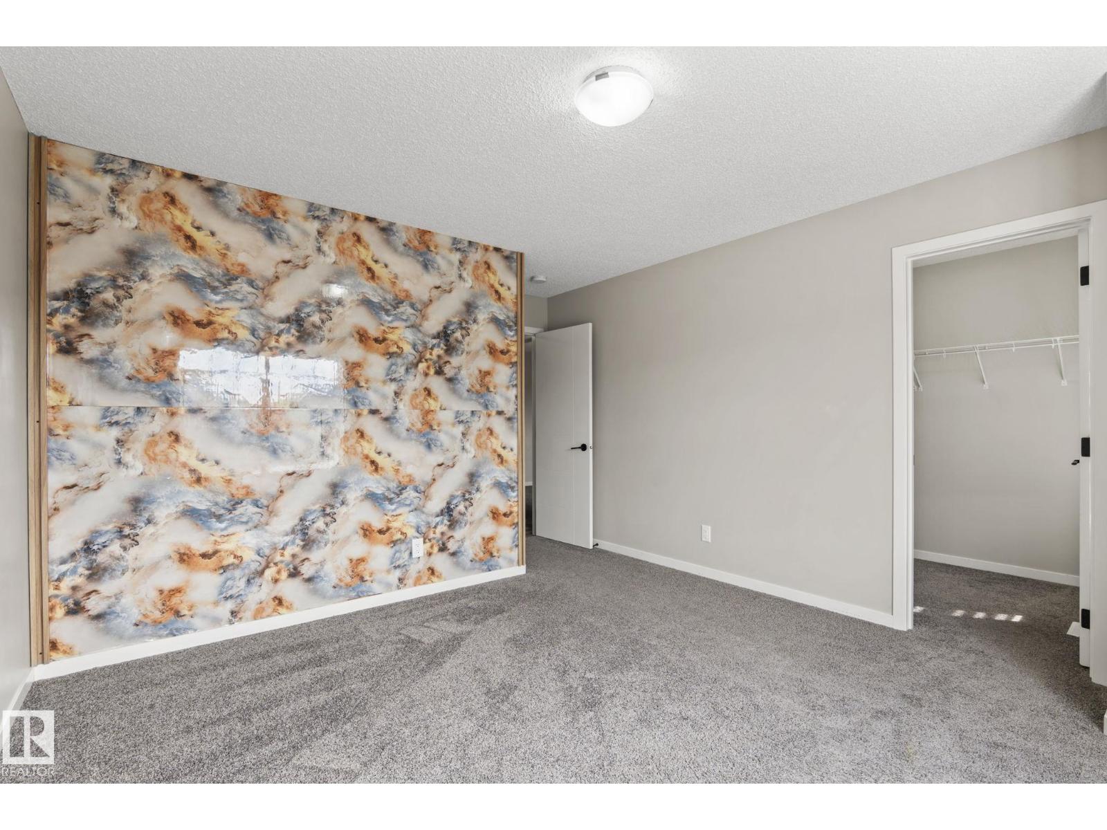 5210 23 ave SW - 30